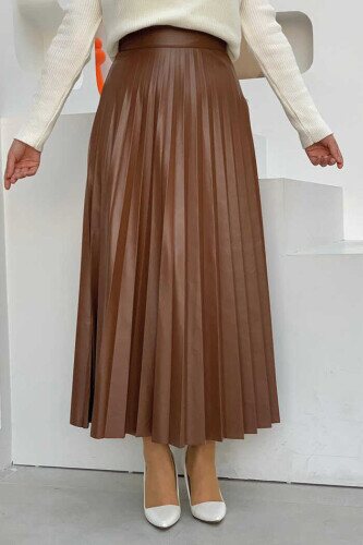 Khaki faux 2024 leather pleated skirt