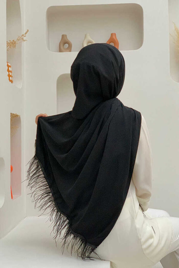 2019 Feather Shawl Black - 3