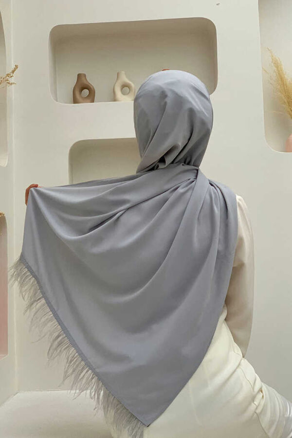 2019 Feather Shawl Gray - 2