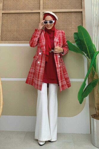 Pocket Look Patterned Chanel Jacket 7709 Red - 2