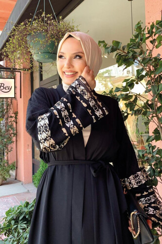 Sleeve Embroidered Waist Belted Abaya 7814 Black - 4